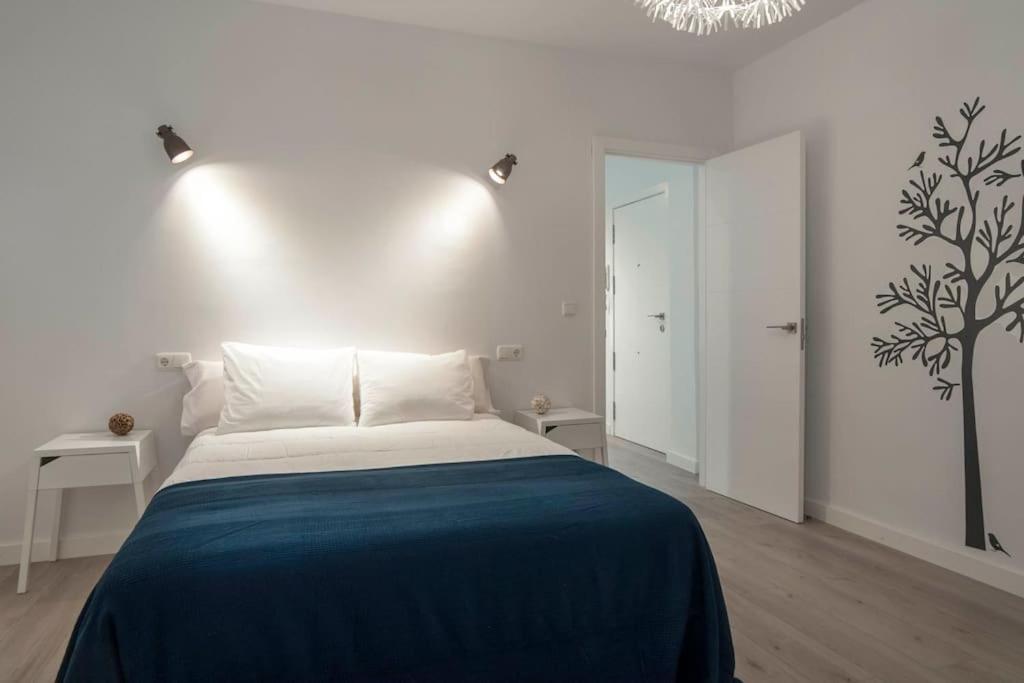 Moderno Apartamento En Plaza Merced Малага Экстерьер фото
