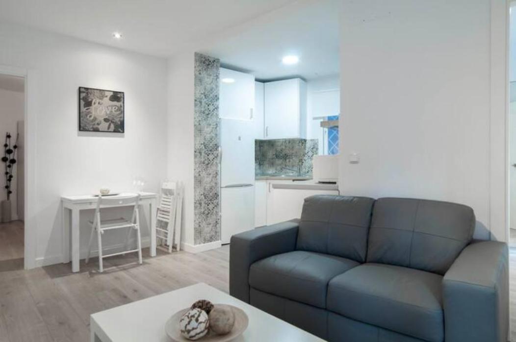 Moderno Apartamento En Plaza Merced Малага Экстерьер фото