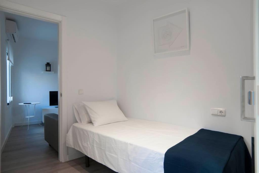 Moderno Apartamento En Plaza Merced Малага Экстерьер фото