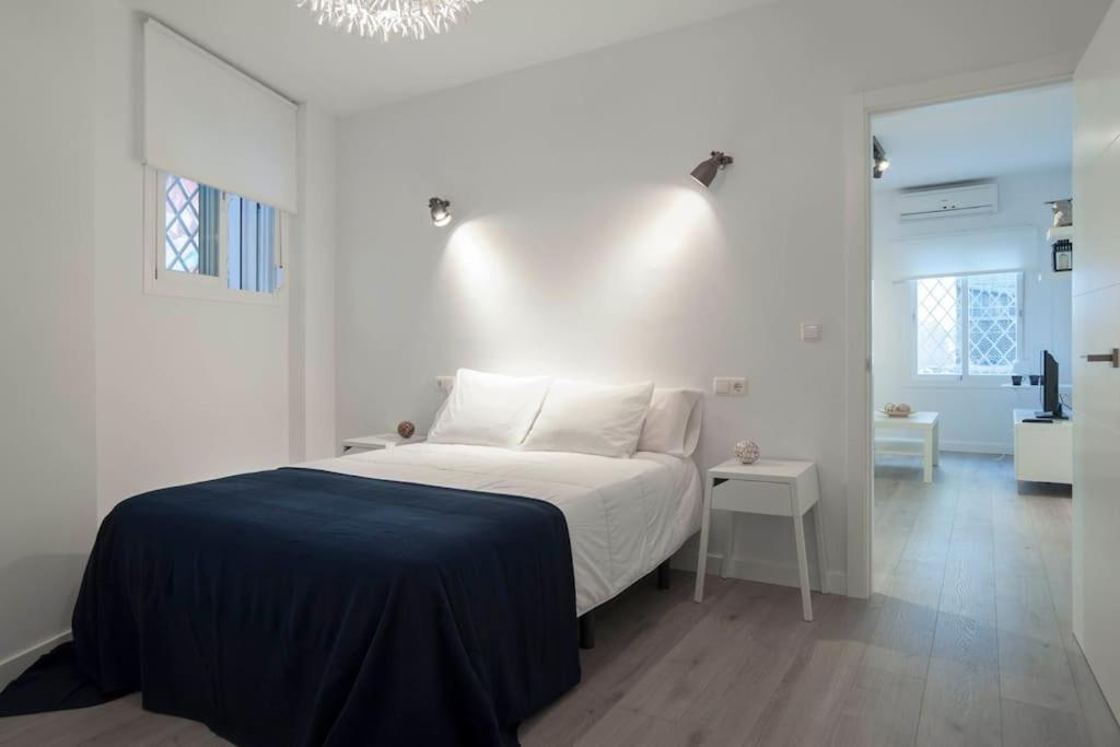 Moderno Apartamento En Plaza Merced Малага Экстерьер фото