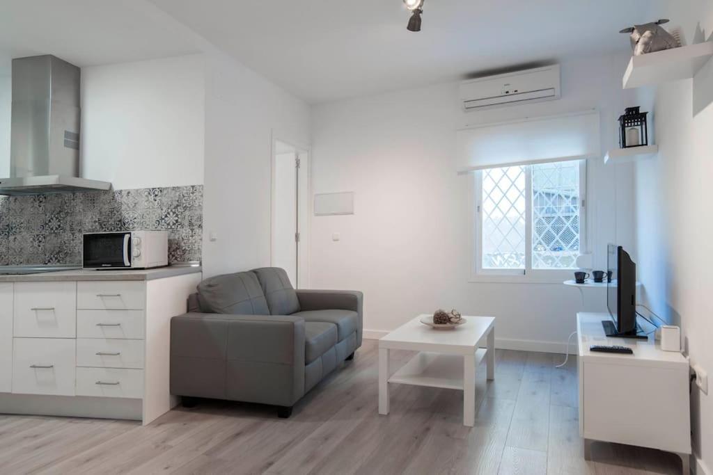 Moderno Apartamento En Plaza Merced Малага Экстерьер фото